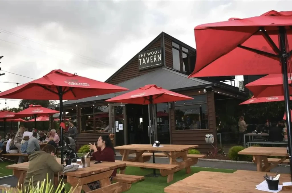 Wooli Tavern