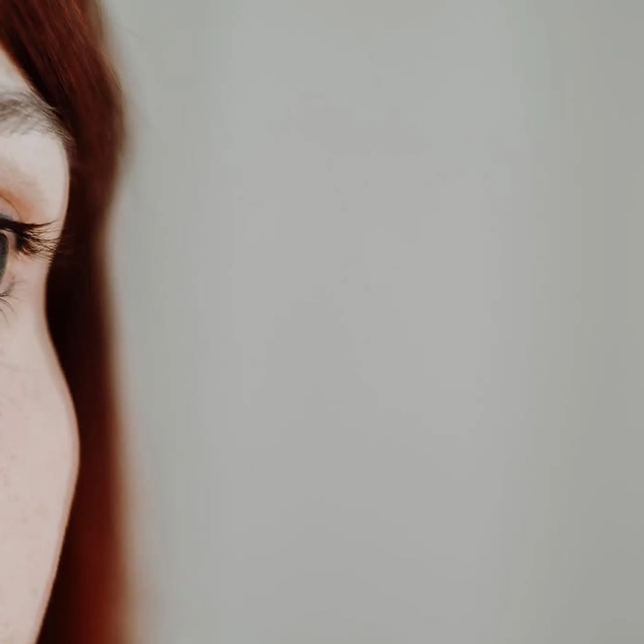 visible facial freckles